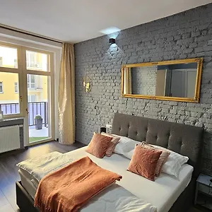 zkontrolujte dostupnost